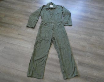 Medium 90s Air Force Flyer's Coveralls Flight Suit 40R | Vintage