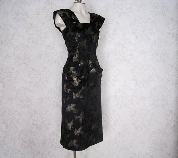 1950s Vintage Cocktail Dress / Black and Gold Bro… - image 1