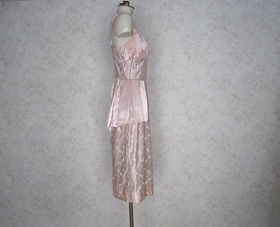 1950s Vintage Brocade Wiggle Dress / '50s '60s Pi… - image 6