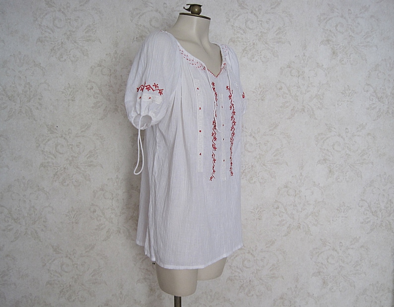 Vintage Hungarian Peasant Blouse / Embroidered White and Red Cotton Romanian Tunic Top image 5