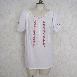 Vintage Hungarian Peasant Blouse / Embroidered White and Red Cotton Romanian Tunic Top image 2