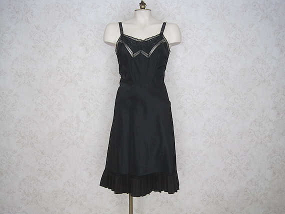 1950s Barbizon Full Black Slip Dress With Razor P… - image 1