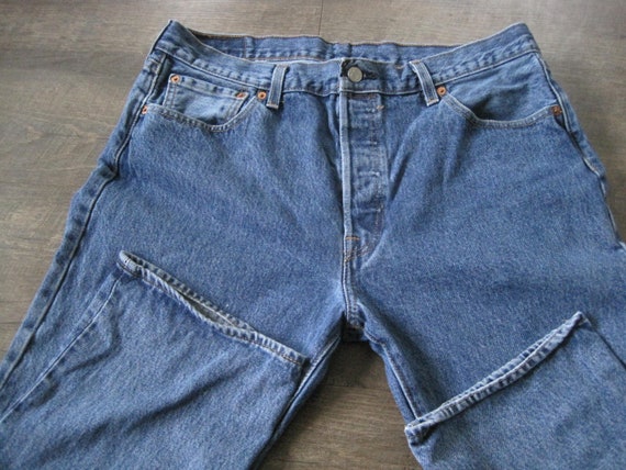 Vintage Levi's Button Fly Jeans / Levis 501 Distr… - image 3