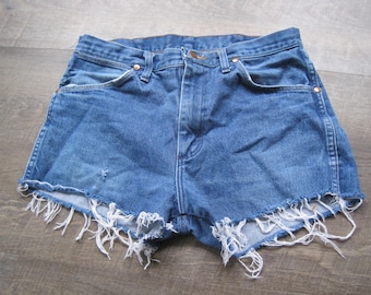 Vintage Wrangler Denim Cut Off Shorts: Frayed Hem, 33" Waist