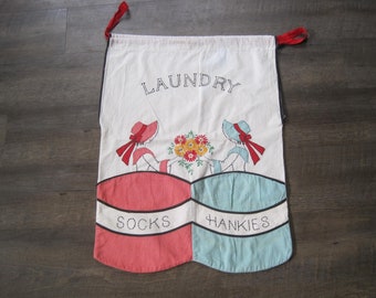 Vintage Hand Embroidered Laundry Bag Sunbonnet Ladies With Flowers Snap Pockets for Socks & Hankies 1930s 1940s Needlework Lingerie Bag