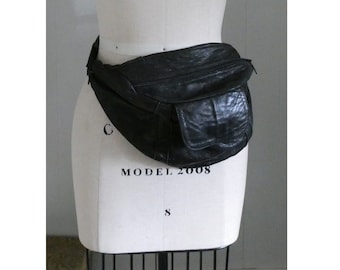 Vintage Black Leather Fanny Pack / 1980s '90s Waist Bag Five Pocket Adjustable Belt Bag Bum Bag Crossbody Purse