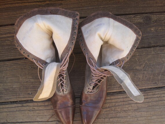 Antique Victorian Two-tone Lace-up Boots / Vintag… - image 9