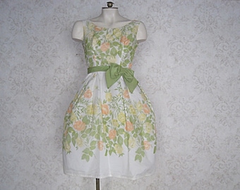 1960s Vintage Fit & Flare Floral Party Dress White Peach Green Pastel Flower Print With Built in Crinoline Skirt XS