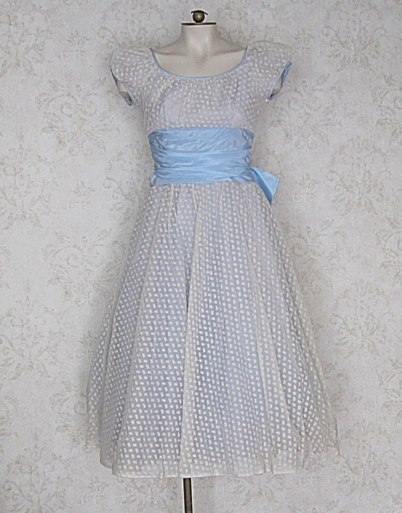 1950s Vintage Party Dress: White Flocked Polka Do… - image 8