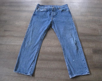 Vintage Levi's Button Fly Jeans / Levis 501 Distressed Denim 36 x 29 Jeans / High Waist Single Stitch Levi Boyfriend Jeans