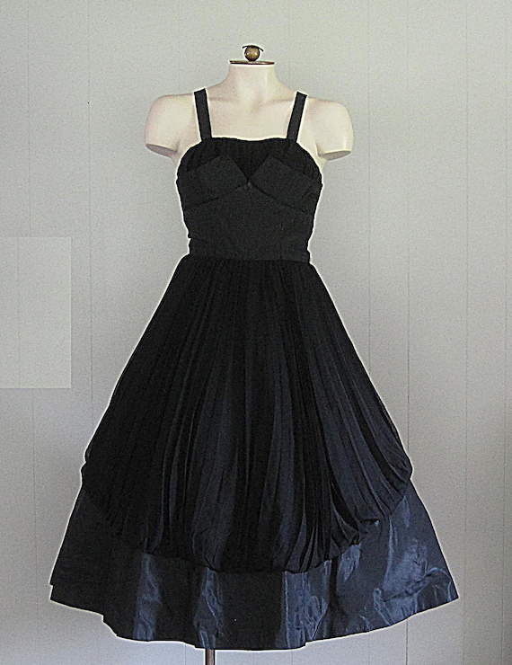 Vintage 50s Fit & Flare Cocktail Party Dress / Formal Black Fifties Gown