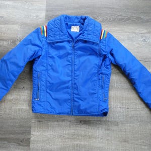 Vintage Roffe Ski Jacket Rainbow Stripe Shoulder Women&#39;s Quilted Nylon XS/S 1970s 1980s Lightweight Jacket