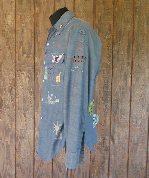 Vintage 1970s Hand Embroidered Chambray Shirt / 7… - image 4