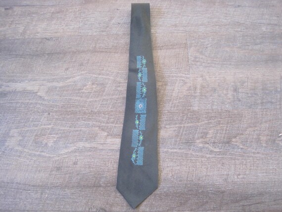 Vintage Hand Painted '50s '60s Necktie / Hollyvog… - image 2
