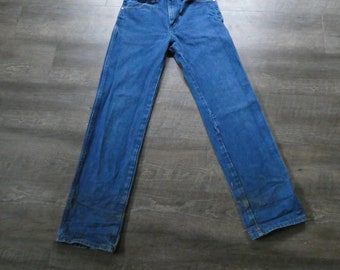 Vintage Wrangler Jeans: High Waist Straight Leg Denim (28x32)
