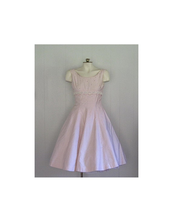 1950s Natlynn Vintage Pink Cotton Party Dress / Fu