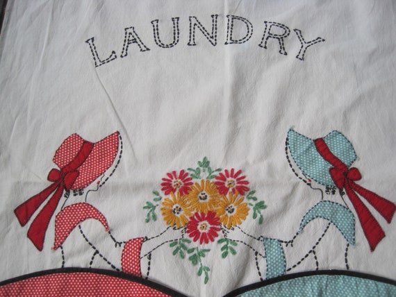 Vintage Hand Embroidered Laundry Bag Sunbonnet La… - image 3