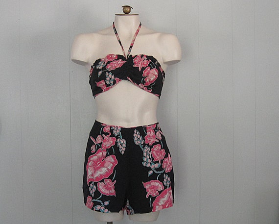 1940s Vintage Hawaiian Floral Rayon Two Piece Pinu