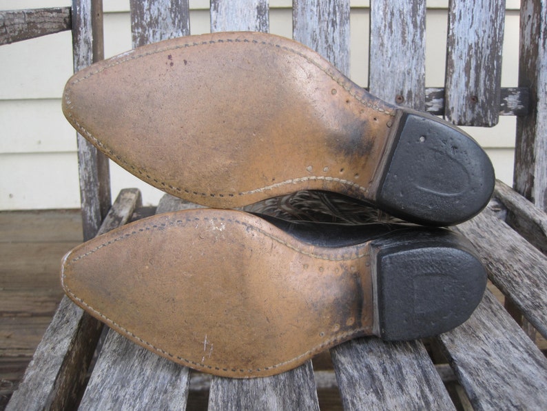 Vintage Cowboy Boots / 1950s Vintage ACME Black/Red/White Inlay Feather Design Leather Cowboy Boots image 10