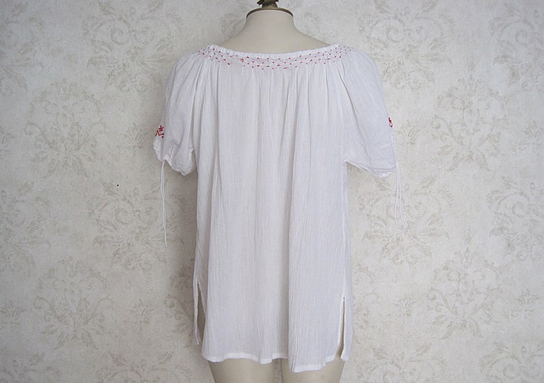 Vintage Hungarian Peasant Blouse / Embroidered White and Red Cotton Romanian Tunic Top image 4