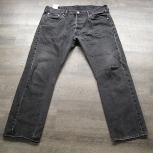 Vintage Levi&#39;s Button Fly Jeans / Black Levi Distressed Denim 38 X 30 Tag / Single Stitch Black Worn Levis