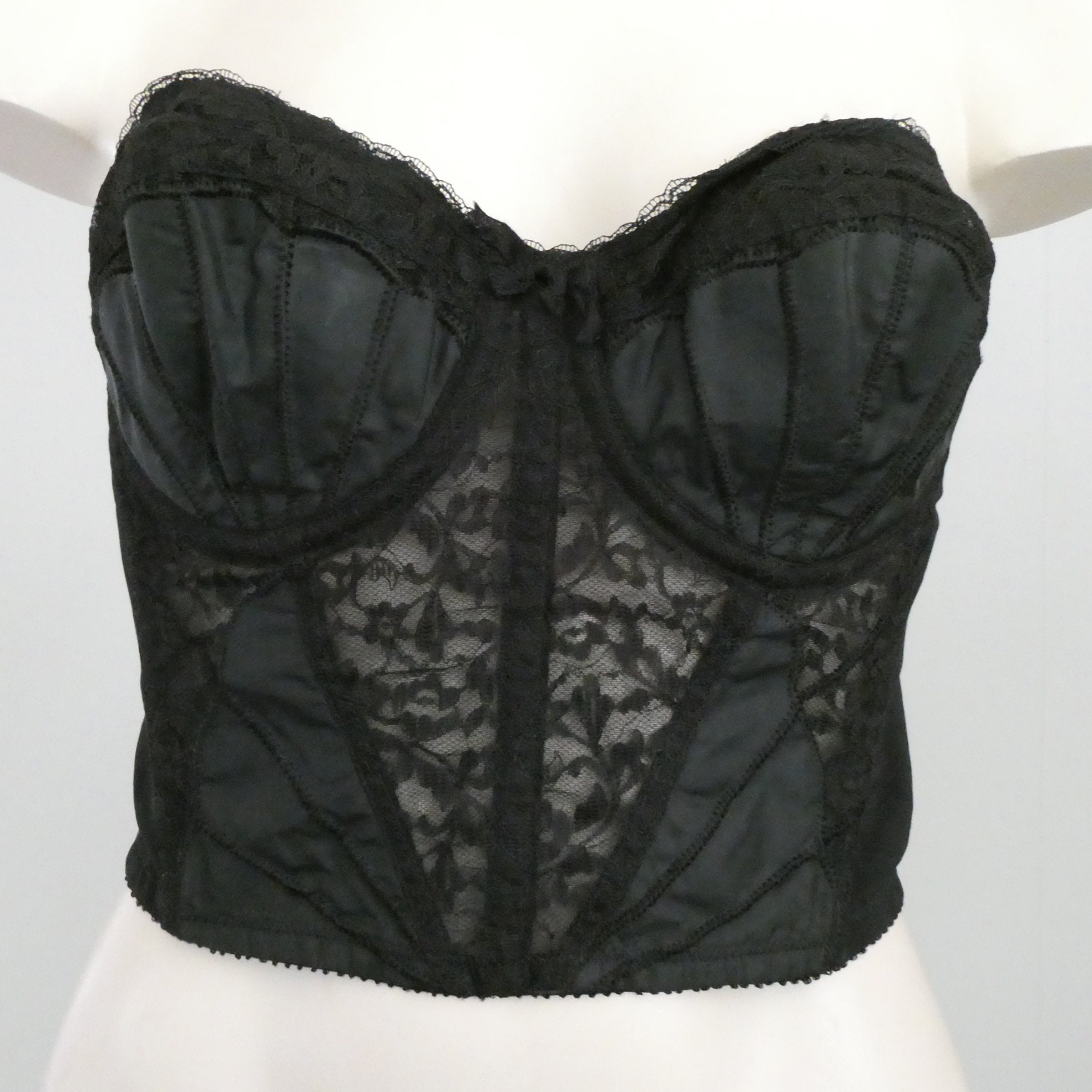 Vintage 32A Black Strapless Plunge Bra With Lace Overlay and Scalloped Trim  IBTC 