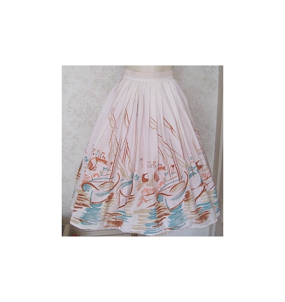 1950s Vintage Novelty Print Skirt / Full 50s Cotto