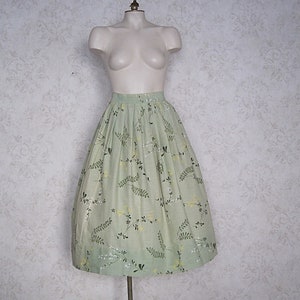 Vintage 1950s Cotton Floral Skirt: Fern & Flower Print, Size S