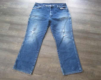 Vintage Wrangler Jeans: Faded & Distressed Denim, '  Cowboy Style (37x29)