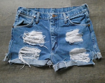 Vintage Wrangler Distressed Denim Shorts: 1980s Faded Cut-Offs