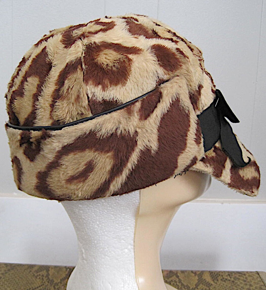 1960s Vintage Betmar Animal Print Faux Fur Hat / 60s Mod  display picture 1
