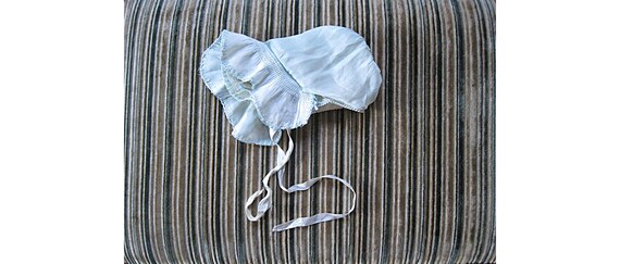 Vintage Silk Baby Bonnet / Handmade 1920s 1930s Li