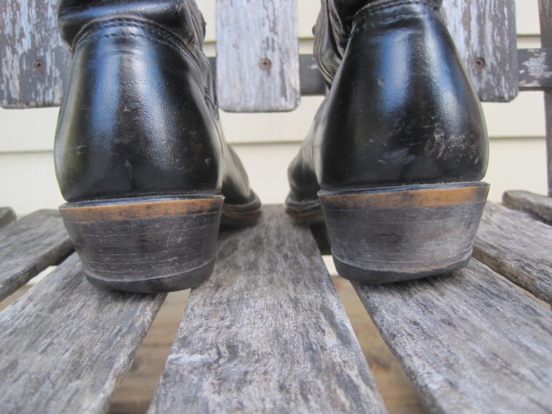 Vintage Cowboy Boots / 1950s Vintage ACME Black/Red/White Inlay Feather Design Leather Cowboy Boots image 6