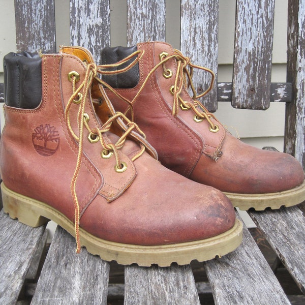 Vintage Timberland Hiking Boots / Distressed Leather '80s '90s Leather Work Boots Men's 7 Women's 8.5