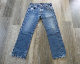 Levi's 501 Button Fly Vintage Jeans 34 x 34 Distressed Denim Naturally Faded Worn Loose Relaxed