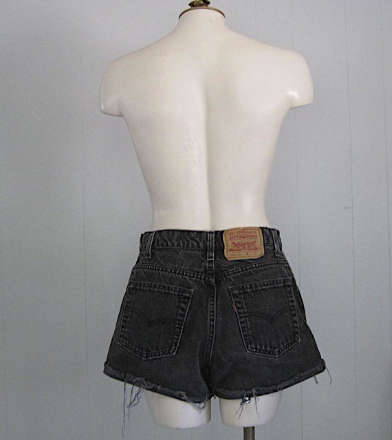 Vintage Levi's Black Denim Cut Off Jean Shorts / … - image 3