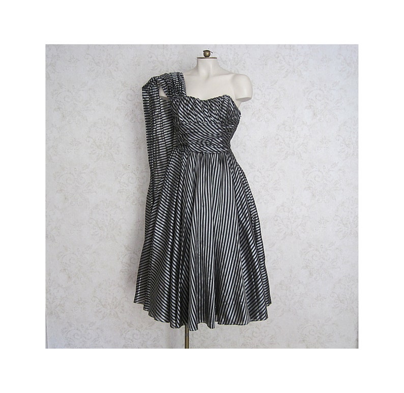 50s cocktail attire