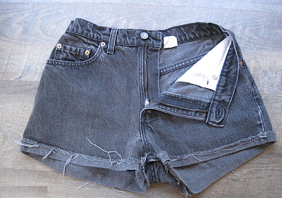 Vintage Levi's Black Denim Cut Off Jean Shorts / … - image 5