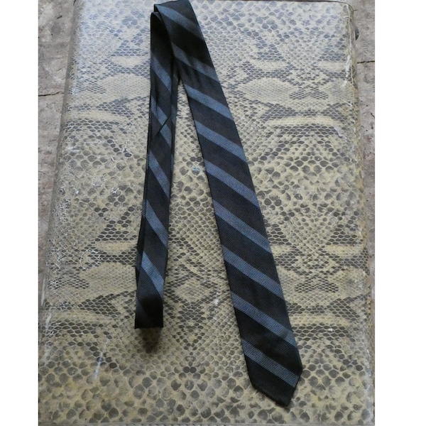 Vintage 1960s Super Skinny Tie / Narrow 60s Brown/Black/Silver Diagonal Stripe Necktie