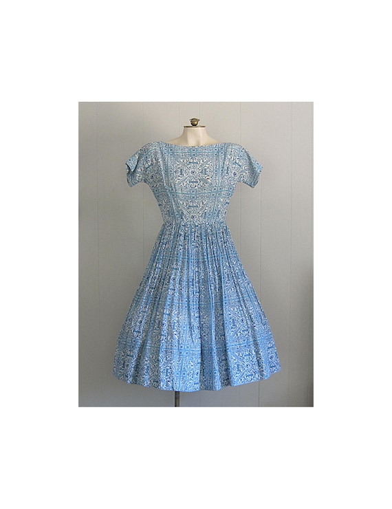 Vintage '50s Cotton Summer Dress / 1950s Fit & Fl… - image 1