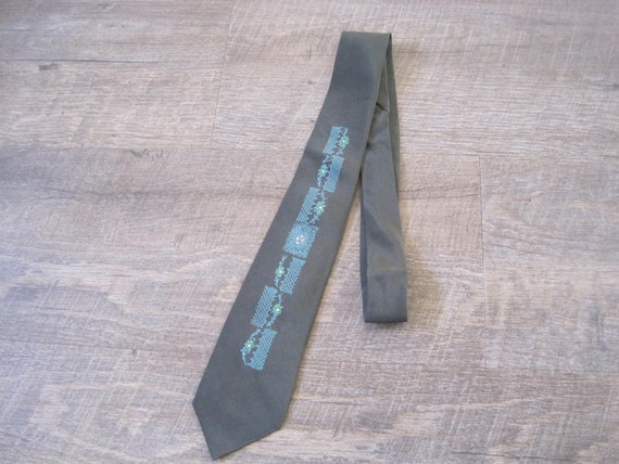 Vintage Hand Painted '50s '60s Necktie / Hollyvog… - image 1