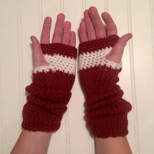 Fox Mitts Fingerless Gloves in Rust Red and Cream image 2