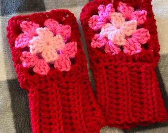 I love you - Perfect Valentine Fingerless Gloves in Red and Pink