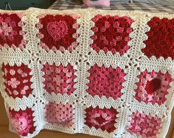 Gorgeous Valentines Day Crochet Granny Square Blanket Throw - Hearts in Red, Light Pink, Dark Pink Rose and White