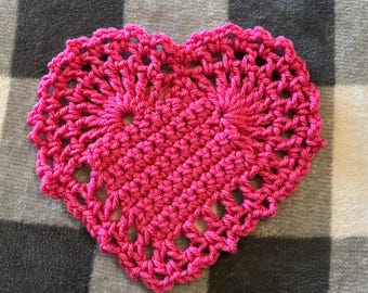 Soft Retro Crochet Valentine Heart Doily in Pink with Ruffle