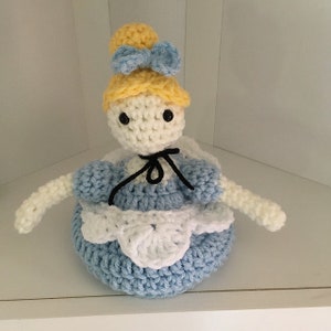 Tiny Princess - Crochet Fans of Cinderella Doll
