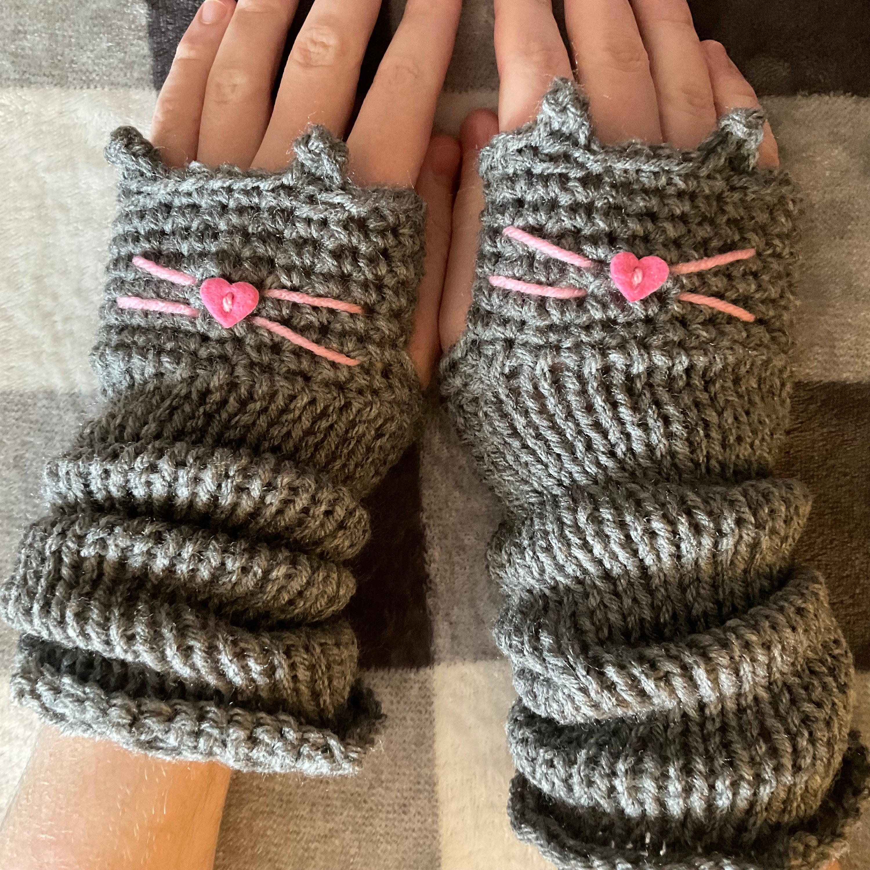 Cutest Mitts Ever - Adorable Kitty Cat Fingerless Gloves Hand-knit