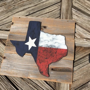 Rustic Texas flag wall hanging