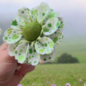 Felt Flower Pin/Brooch, St. Patrick&#39;s Day, Four Leaf Clovers