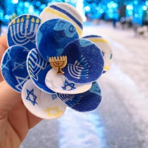 Hanukkah Felt Flower Brooch, Gold Menorah